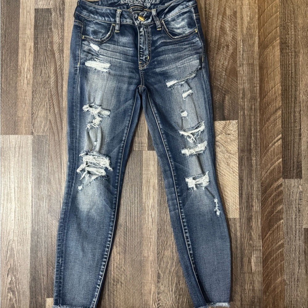 American Eagle Outfitters Distressed Blue Ankle Jeans